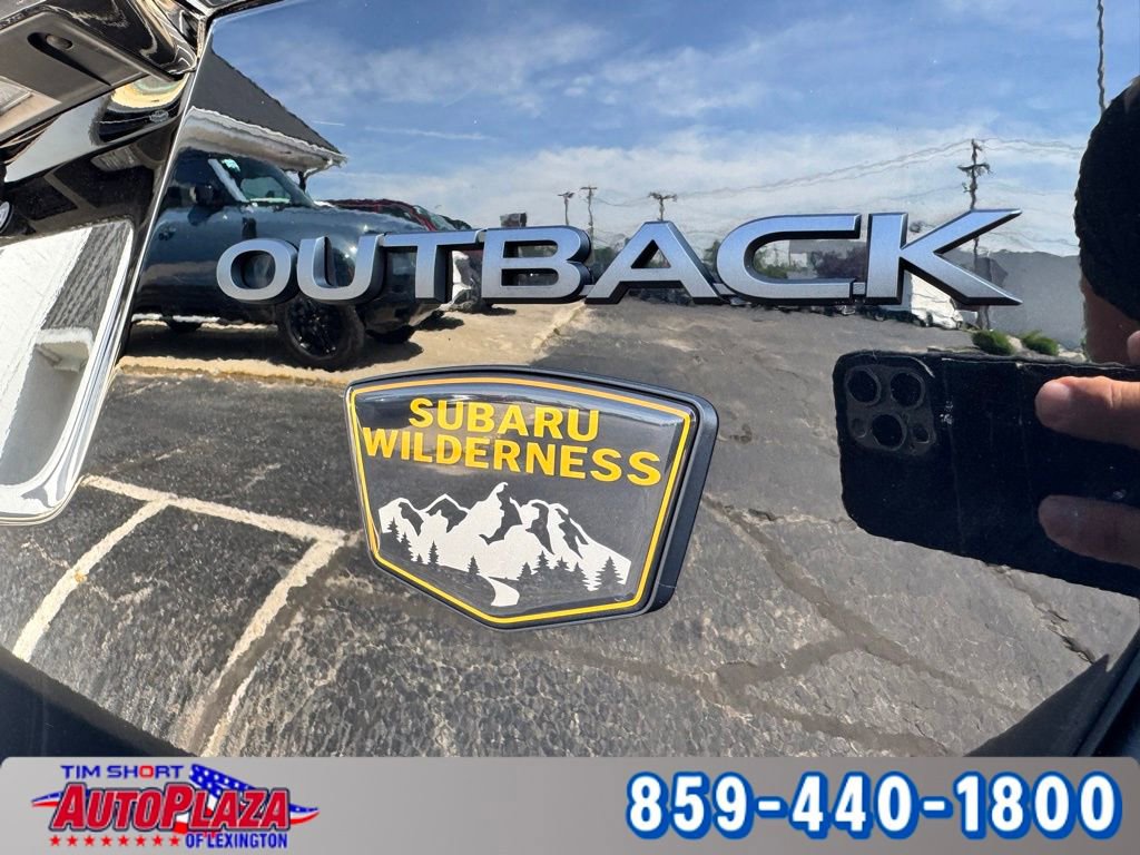 Used 2025 Subaru Outback Wilderness AWD/4WD image 18
