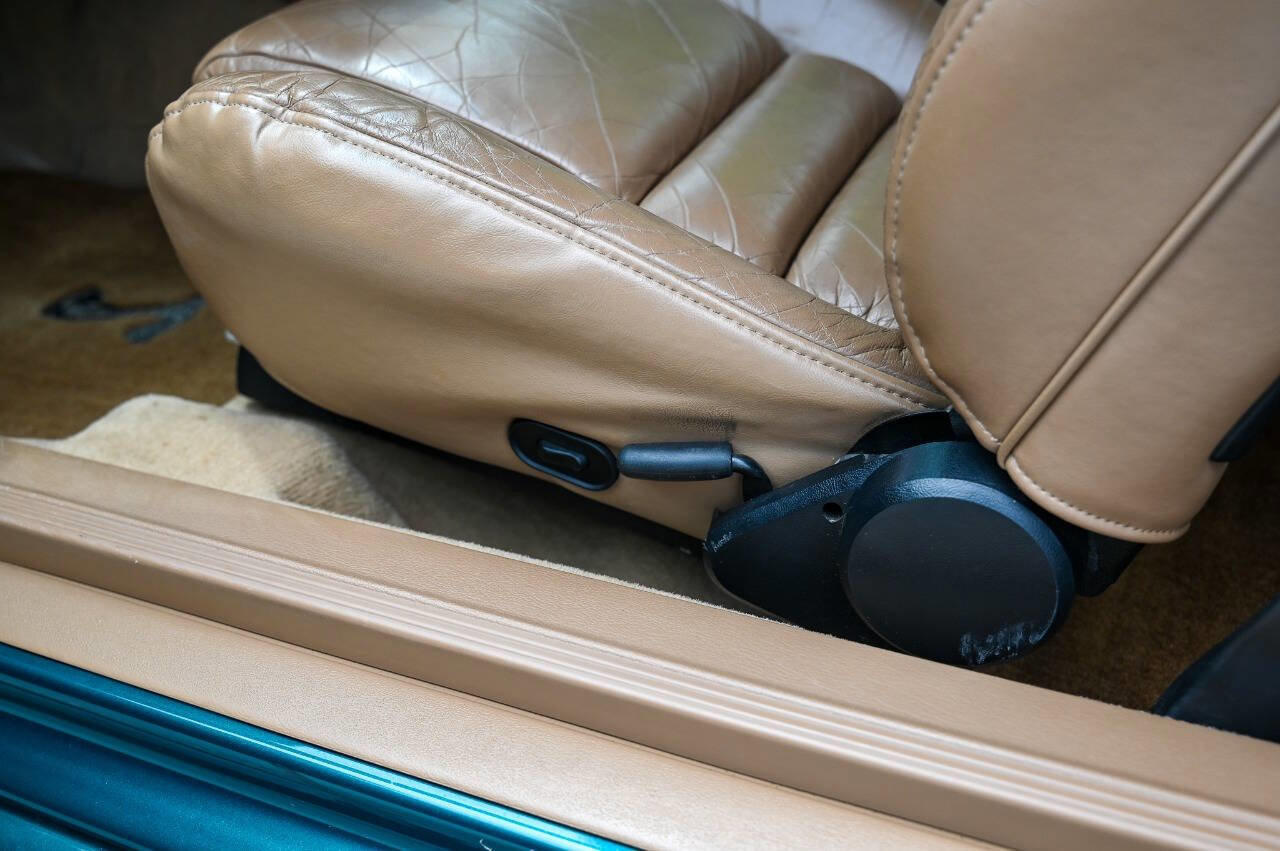 Used 1997 Ford Mustang Cobra image 98