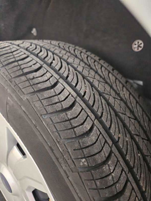 Used 2022 Ford Transit Connect XLT image 28