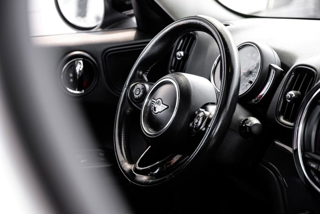 Used 2020 MINI Cooper Countryman image 12