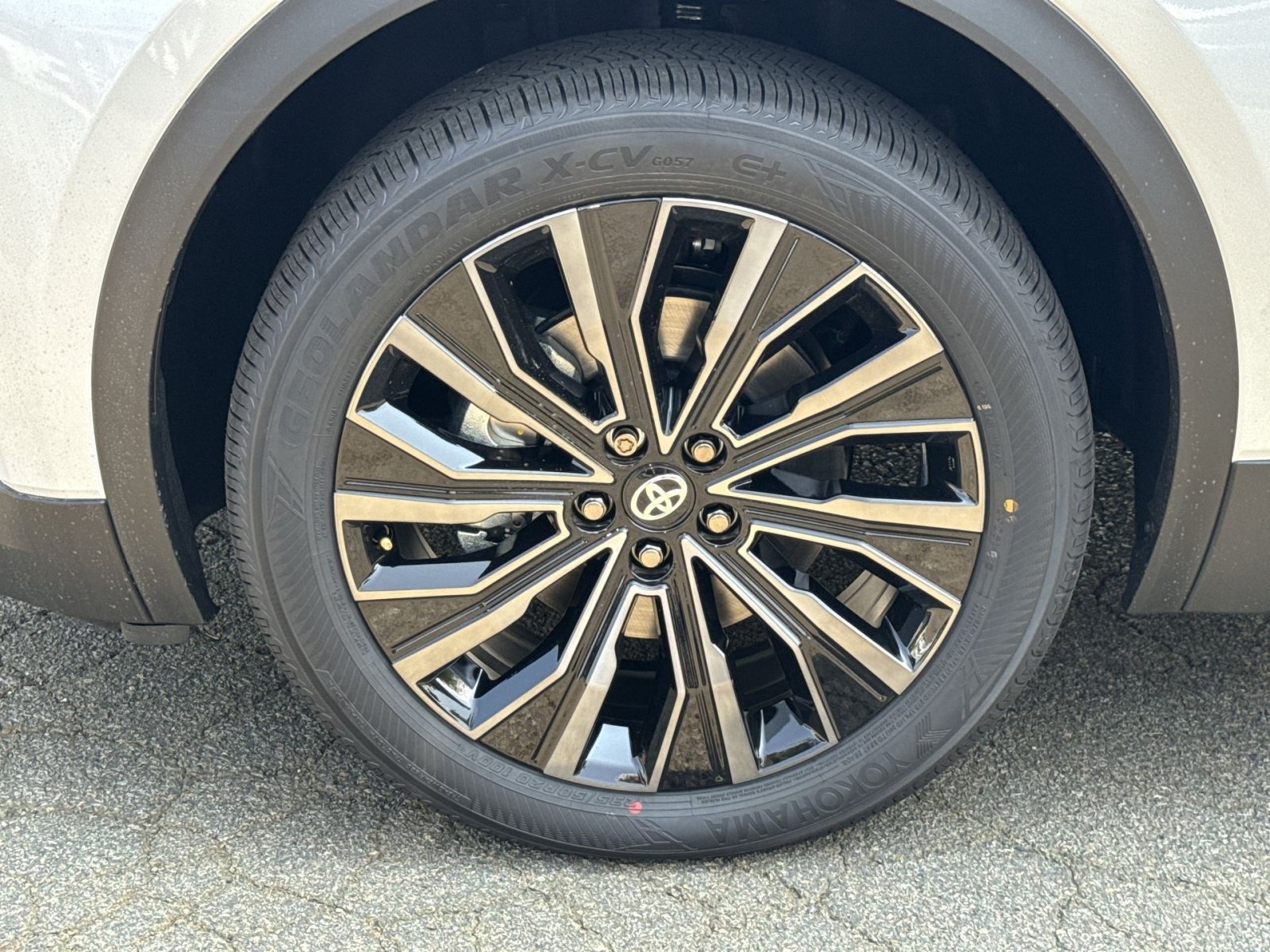 New 2026 Toyota C-HR AWD/4WD image 20