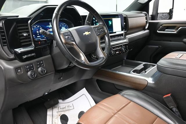 Used 2024 Chevrolet Silverado 3500 High Country w/ High Country Premium Package AWD/4WD image 14