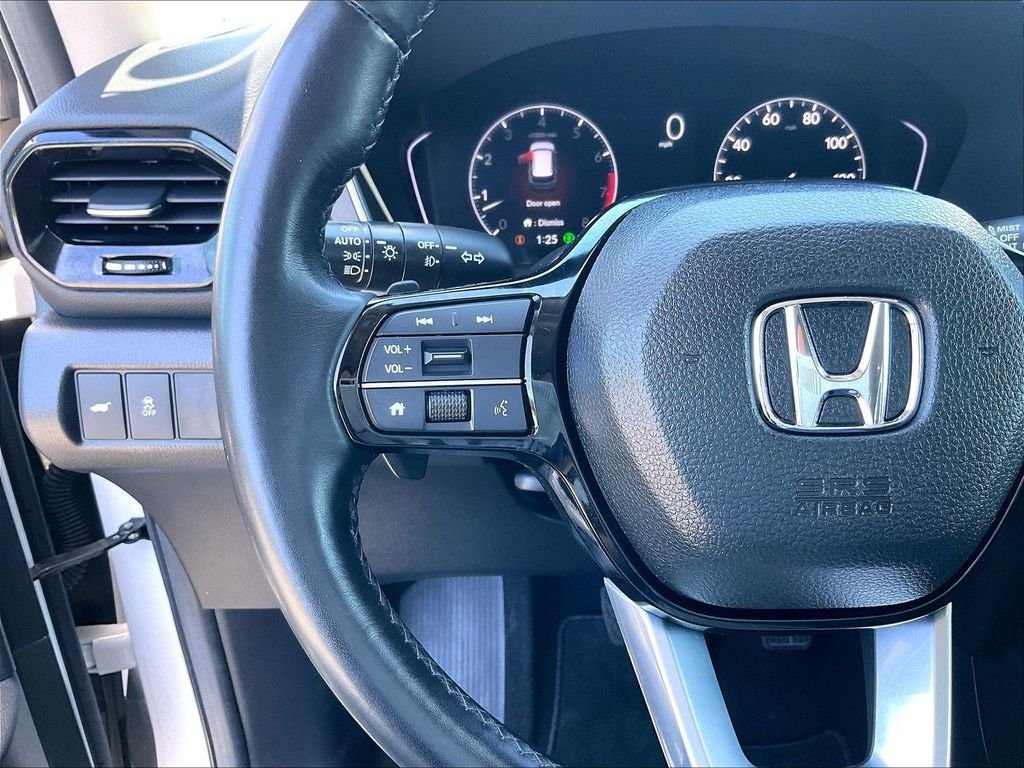 Used 2025 Honda Pilot EX-L image 23
