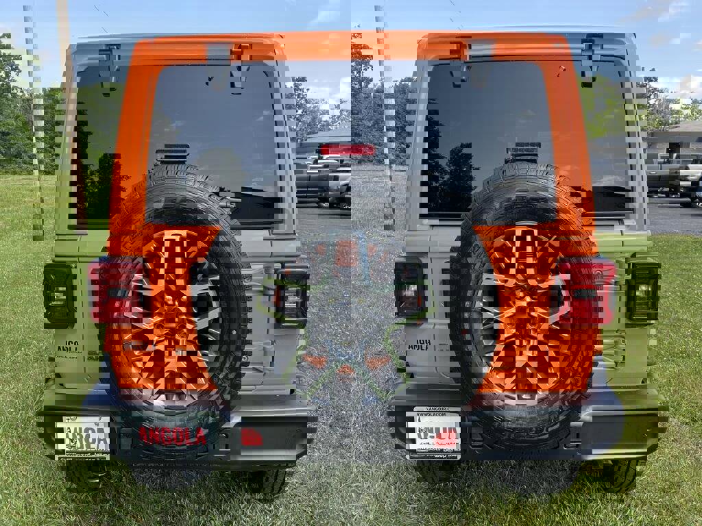 New 2025 Jeep Wrangler Unlimited Sahara image 4