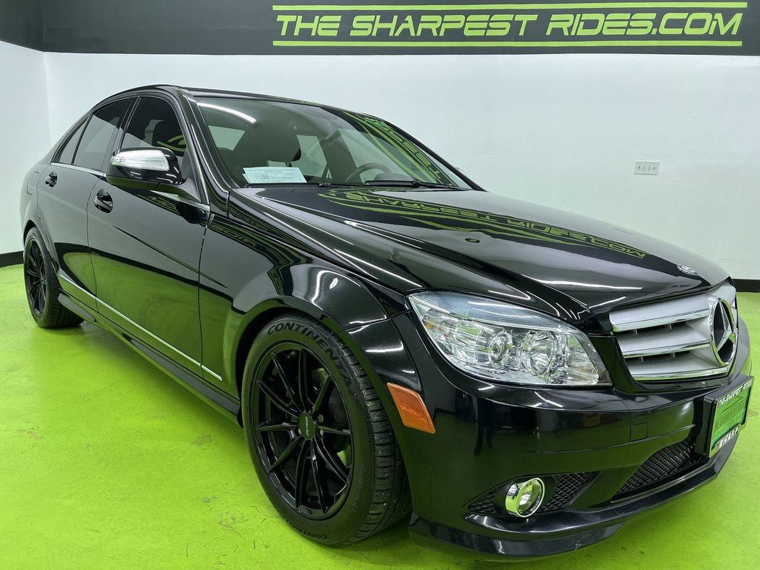 Used 2009 Mercedes-Benz C 300 4MATIC Sedan image 2