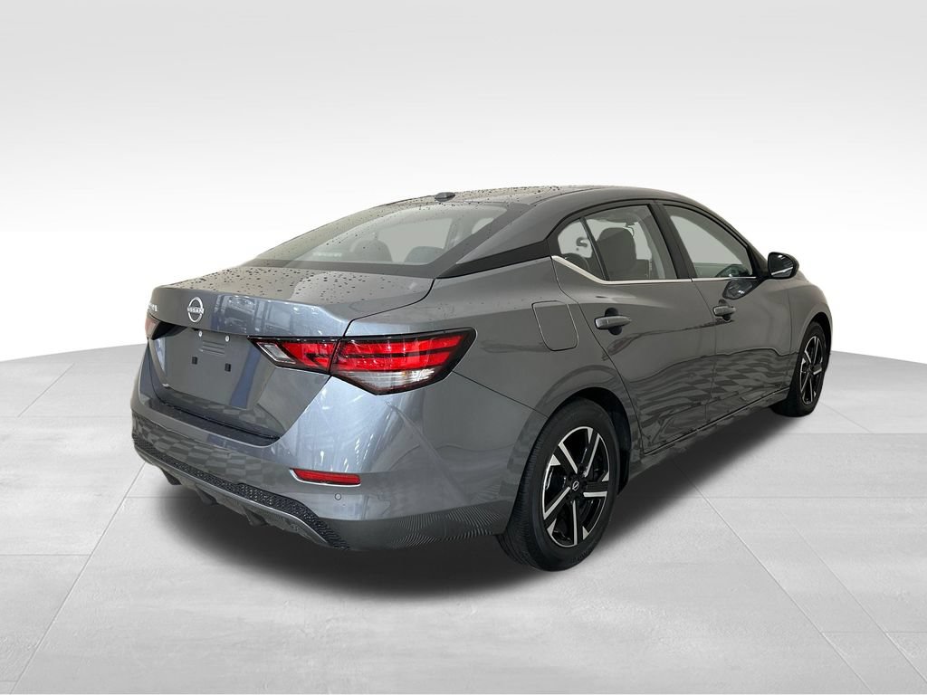 Used 2025 Nissan Sentra SV FWD image 5