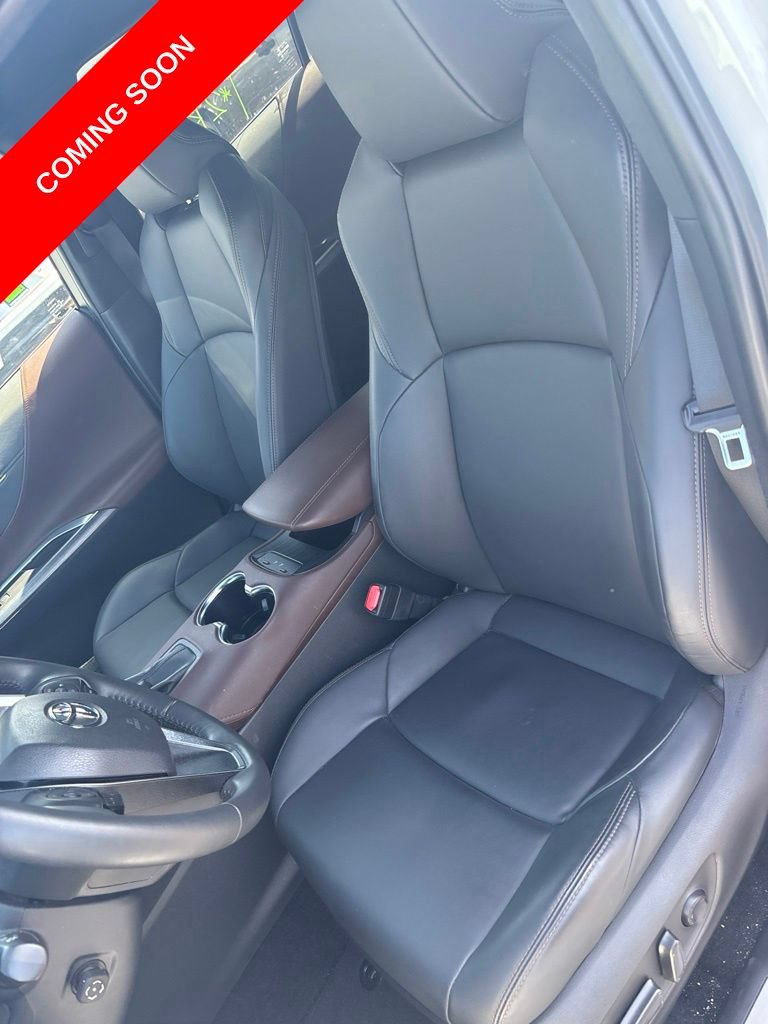 Used 2024 Toyota Venza XLE AWD/4WD image 15