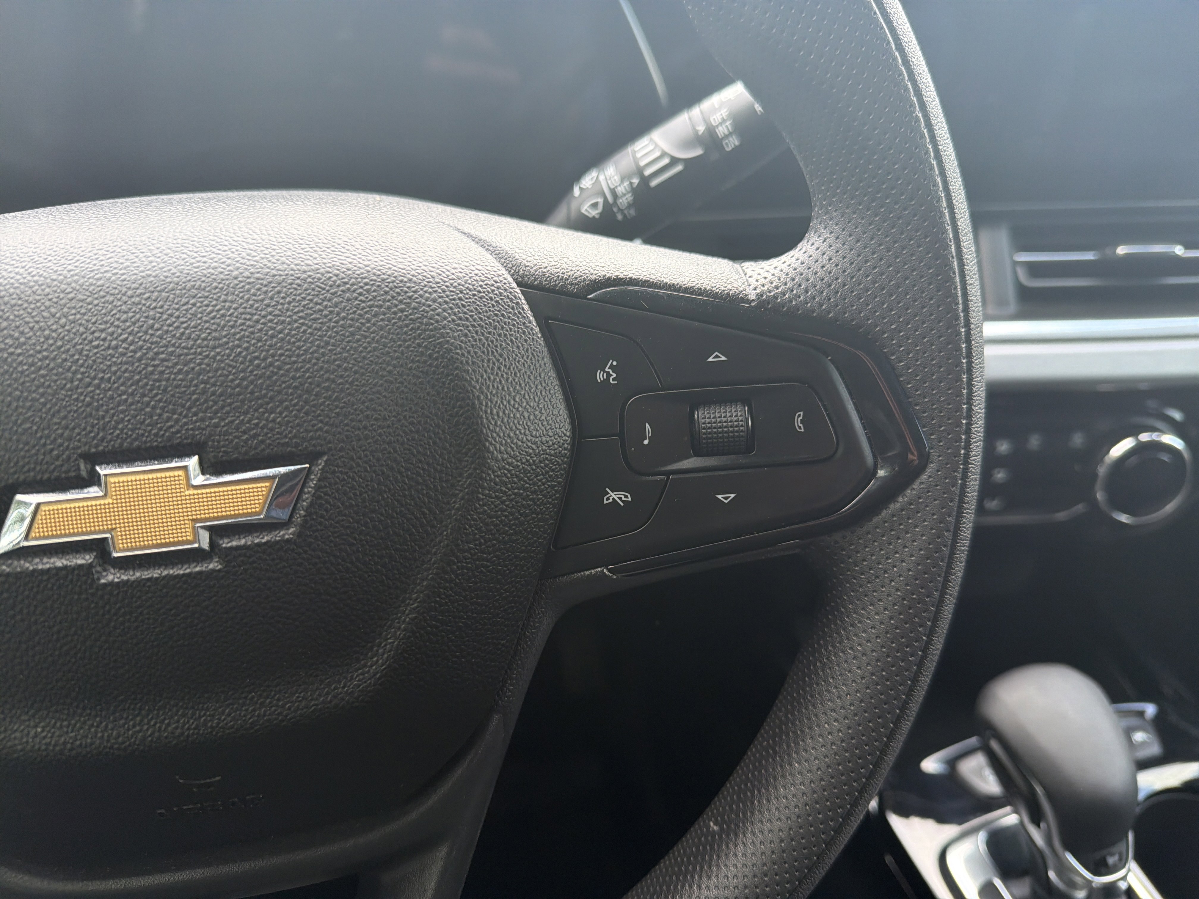 Used 2024 Chevrolet Trax LT image 20