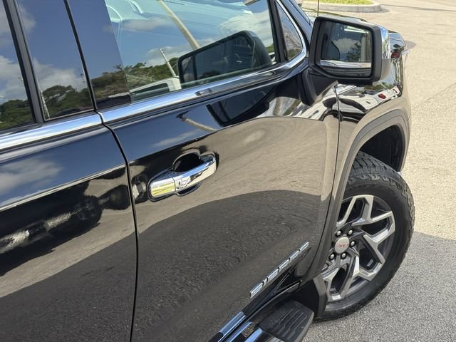 Used 2026 GMC Sierra 1500 SLT w/ SLT Premium Plus Package image 10