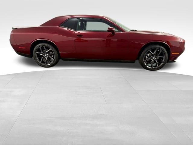 Used 2023 Dodge Challenger SXT w/ Blacktop Package image 10