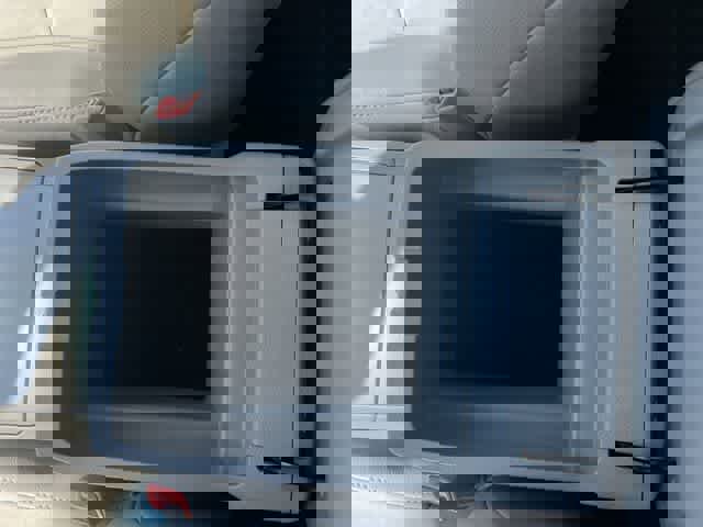 Used 2013 Toyota Highlander SE FWD image 27