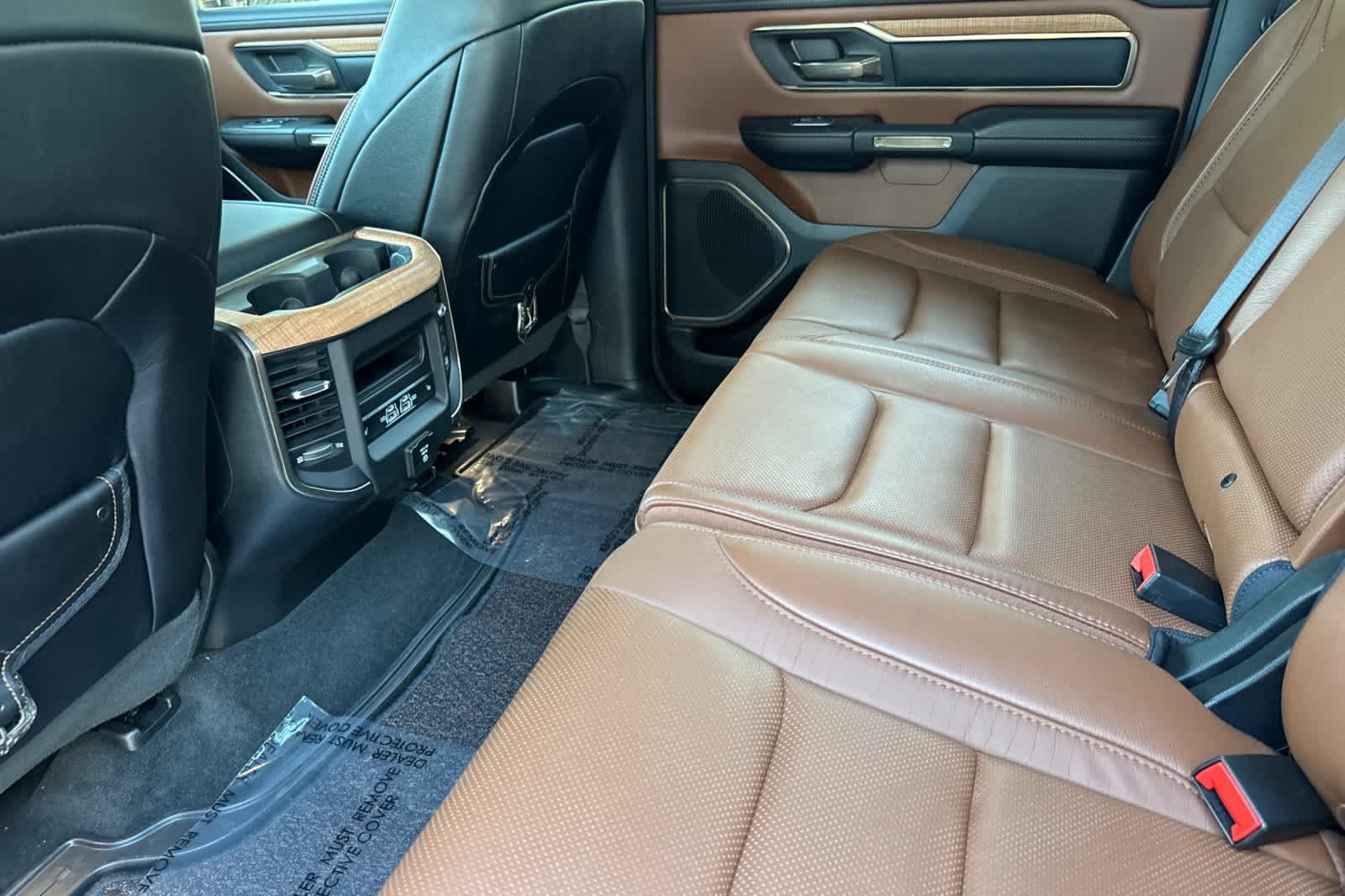 Used 2022 RAM 1500 Limited AWD/4WD image 4