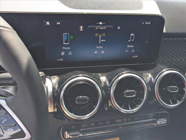 New 2026 Mercedes-Benz GLB 250 image 11