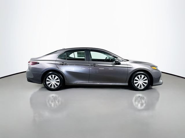 Used 2021 Toyota Camry LE FWD image 9