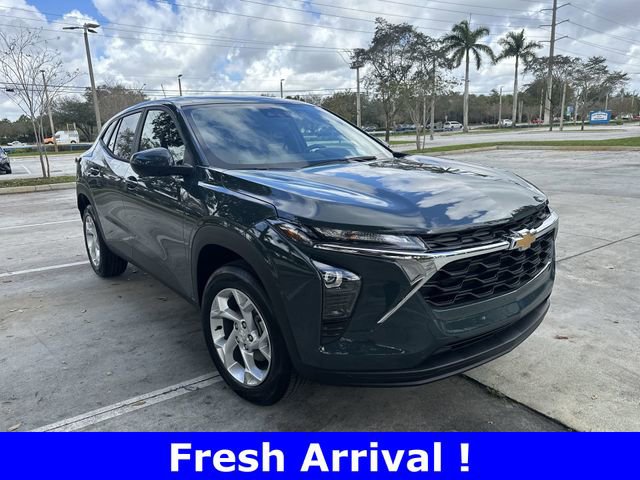 Used 2026 Chevrolet Trax LS w/ LS Convenience Package image 36