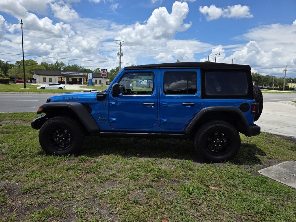 Used 2024 Jeep Wrangler Unlimited AWD/4WD image 5