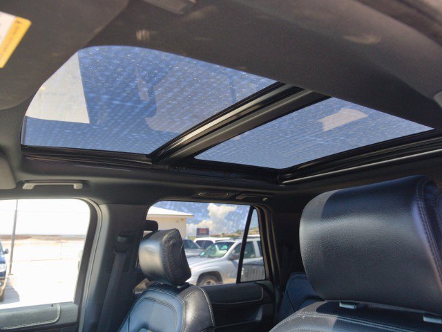 Used 2020 Ford Expedition Max Limited w/ Equipment Group 301A AWD/4WD image 16