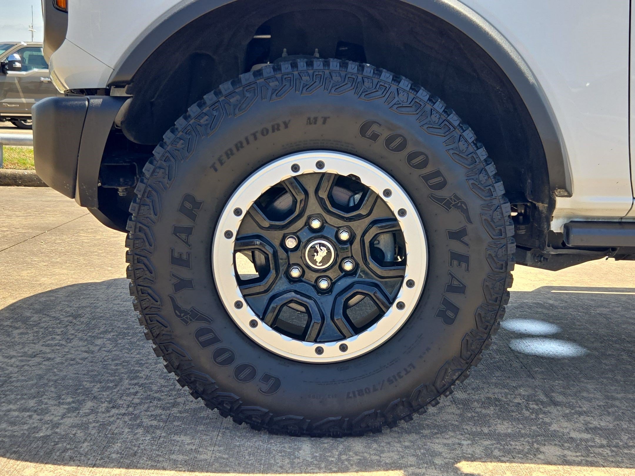 Certified 2023 Ford Bronco Badlands w/ Sasquatch Package AWD/4WD image 13