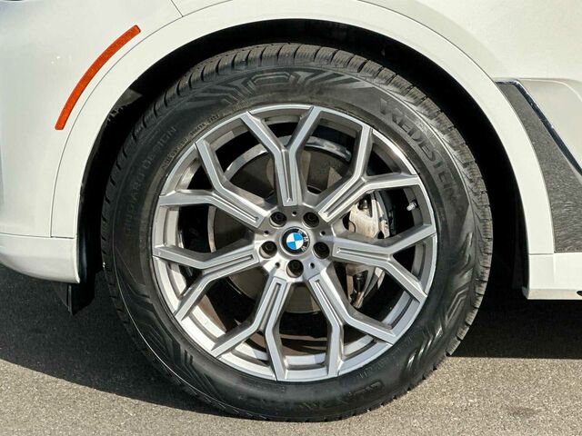 Used 2022 BMW X7 xDrive40i image 36