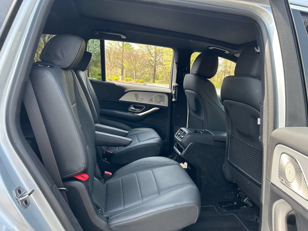 Used 2025 Mercedes-Benz GLS 450 4MATIC image 62