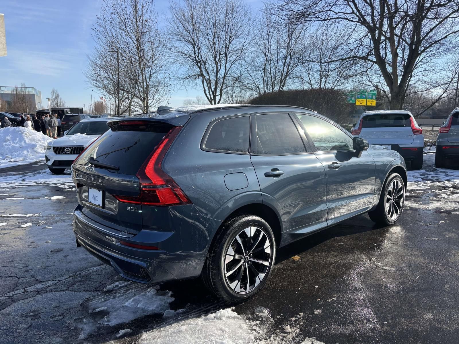 New 2026 Volvo XC60 B5 Plus w/ Protection Package Premier AWD/4WD image 6
