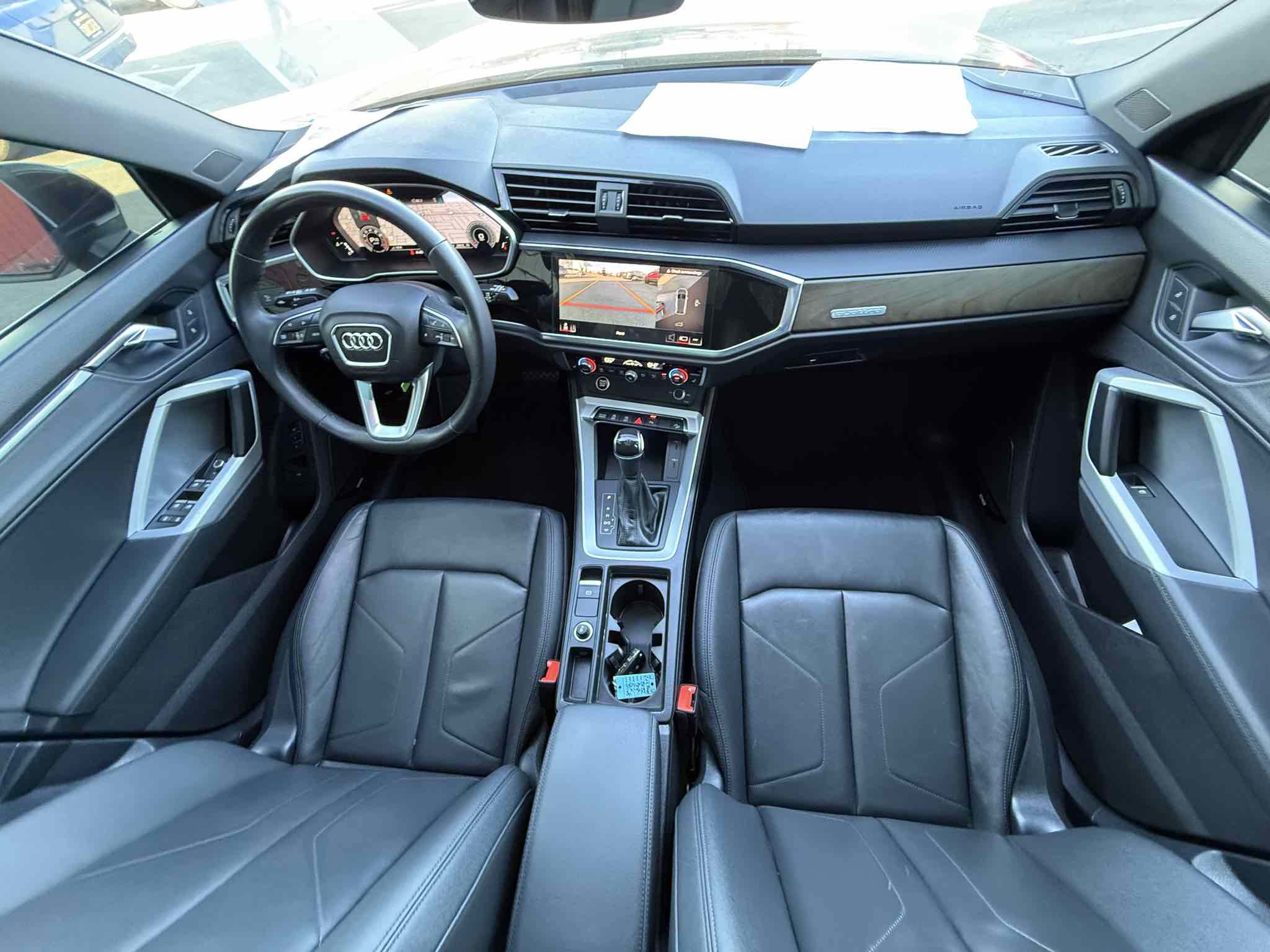 Used 2022 Audi Q3 2.0T Premium Plus w/ Premium Plus Package image 18
