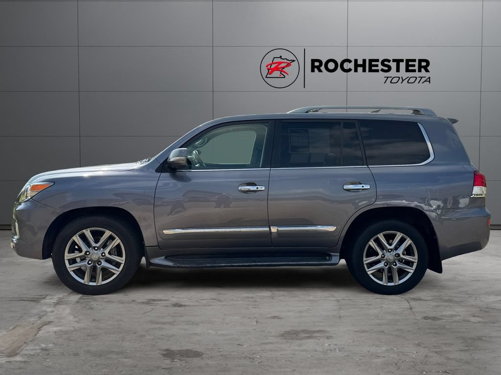 Used 2014 Lexus LX 570 4WD image 2