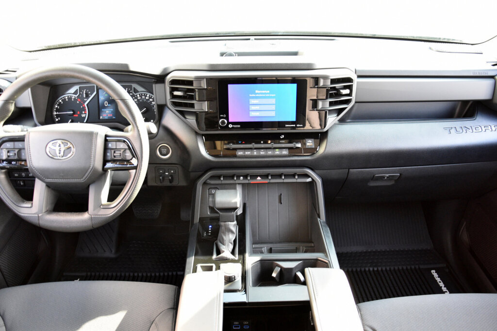 New 2023 Toyota Tundra SR5 w/ SR5 Convenience Package AWD/4WD image 3