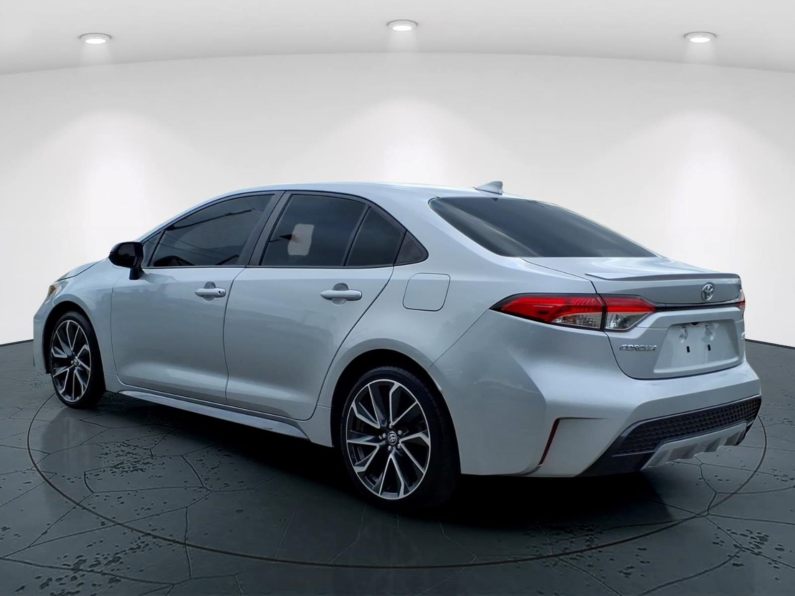 Used 2022 Toyota Corolla SE FWD image 4