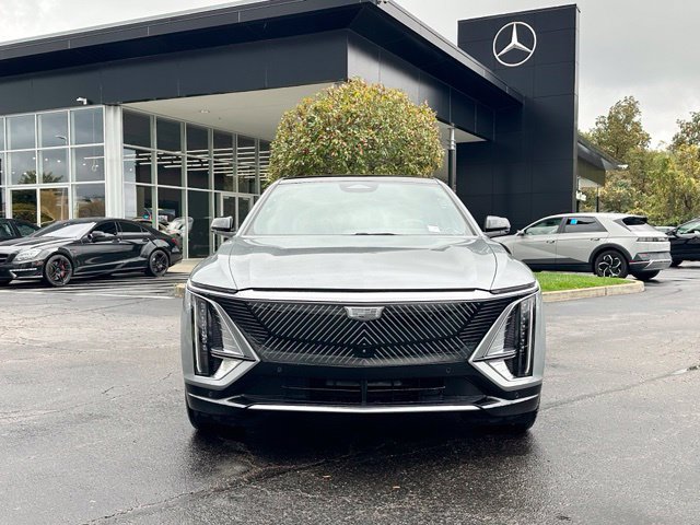 Used 2024 Cadillac Lyriq Tech w/ Driver Assist Package AWD/4WD image 3