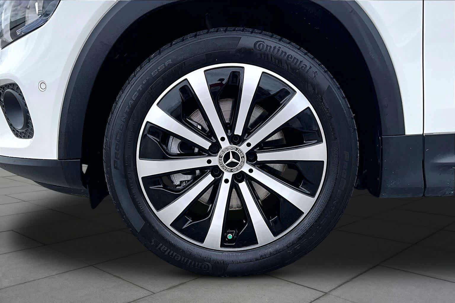 Used 2022 Mercedes-Benz GLB 250 image 11