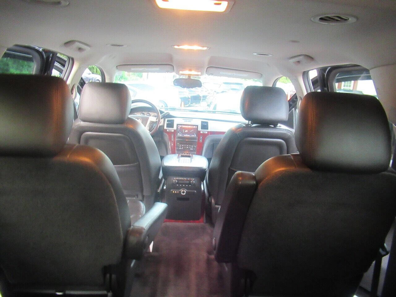 Used 2013 Cadillac Escalade ESV AWD w/ Livery Package image 36