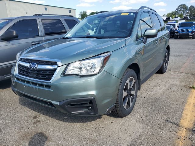 Used 2017 Subaru Forester 2.5i Premium w/ Protection Package #1 AWD/4WD image 3