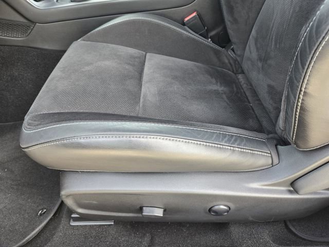 Used 2023 Dodge Challenger R/T w/ Plus Package RWD image 24