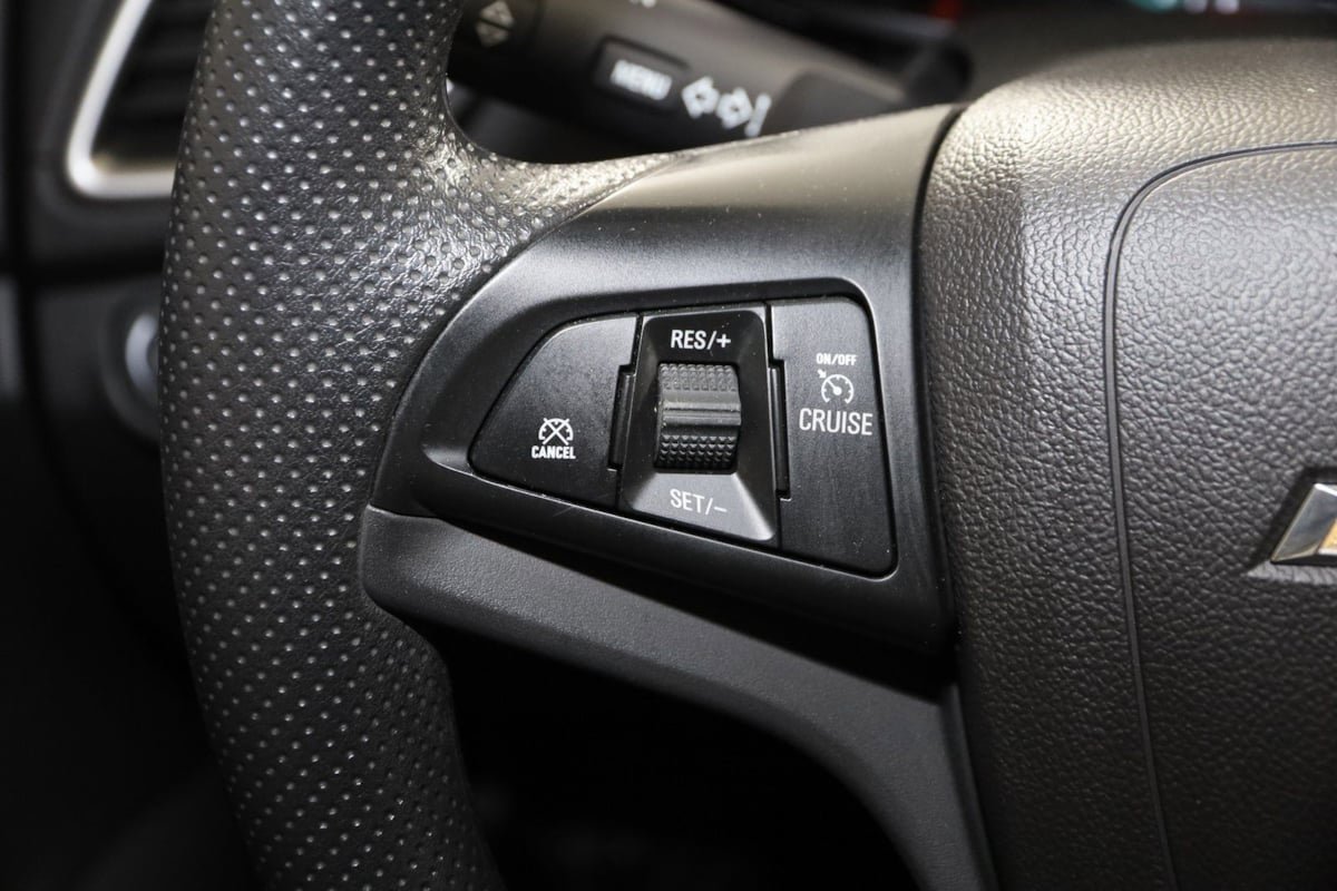 Used 2020 Chevrolet Trax LT image 28