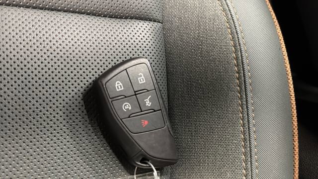 Used 2024 GMC Acadia AT4 image 42