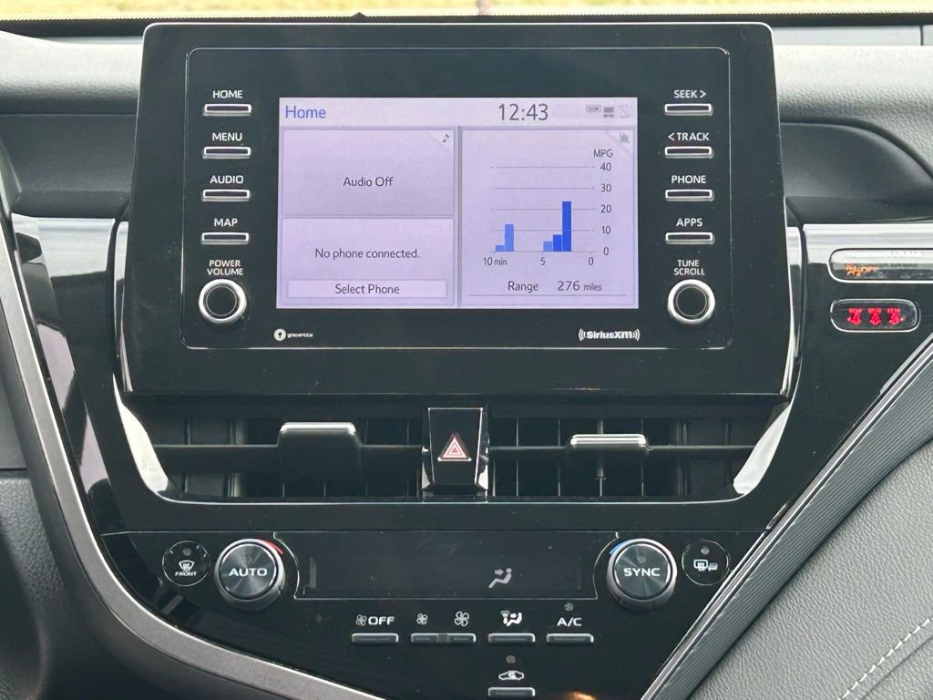 Used 2023 Toyota Camry SE image 15