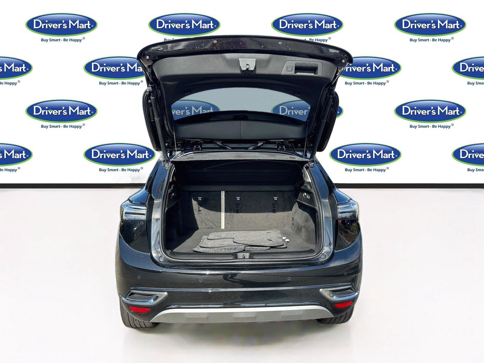 Used 2023 Buick Envision Avenir AWD/4WD image 28
