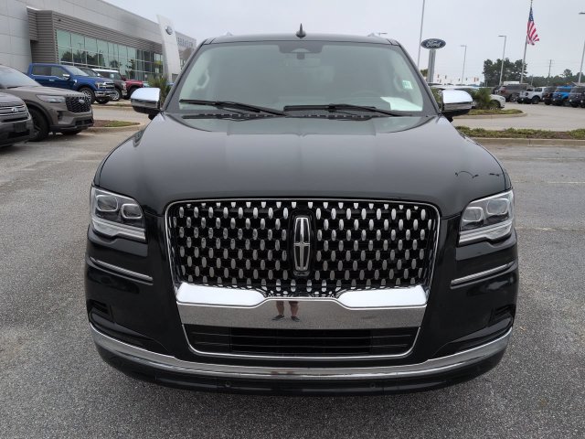Used 2022 Lincoln Navigator Black Label AWD/4WD image 9