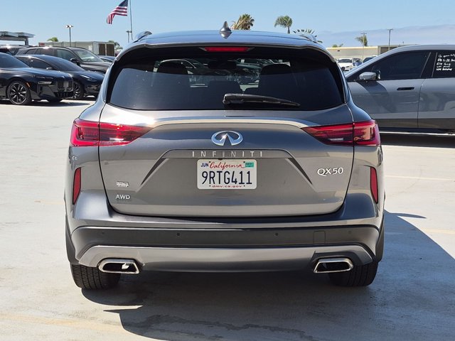 Used 2021 INFINITI QX50 Luxe w/ Appearance Package AWD/4WD image 7