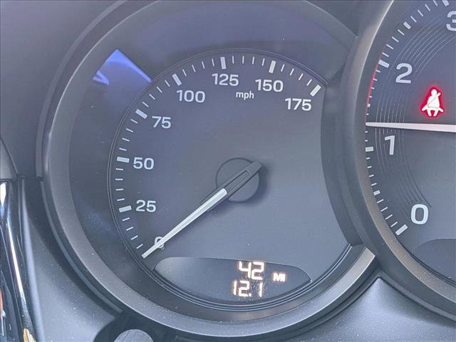 New 2025 Porsche Macan image 16