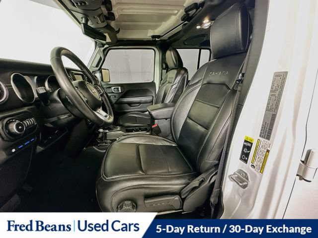 Used 2022 Jeep Wrangler Unlimited Sahara w/ Cold Weather Group AWD/4WD image 29