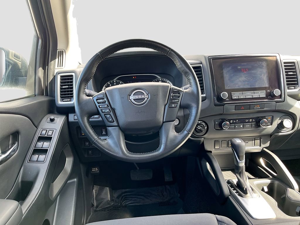 Used 2022 Nissan Frontier SV w/ Technology Package image 21