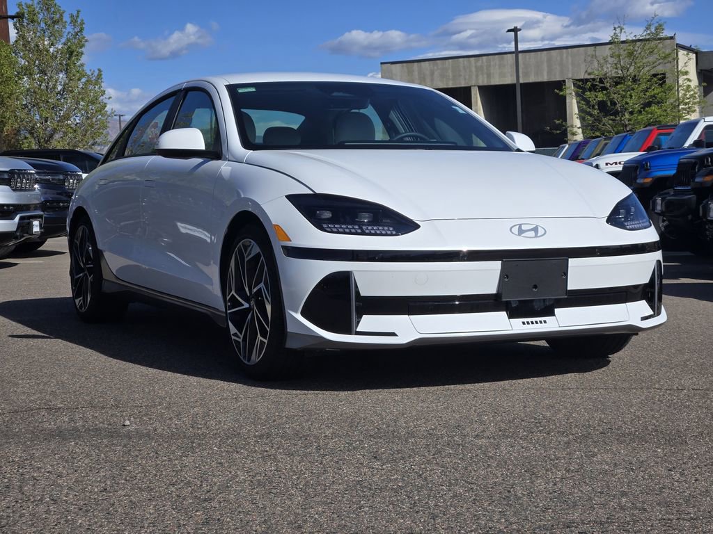 Used 2025 Hyundai Ioniq 6 SEL image 2