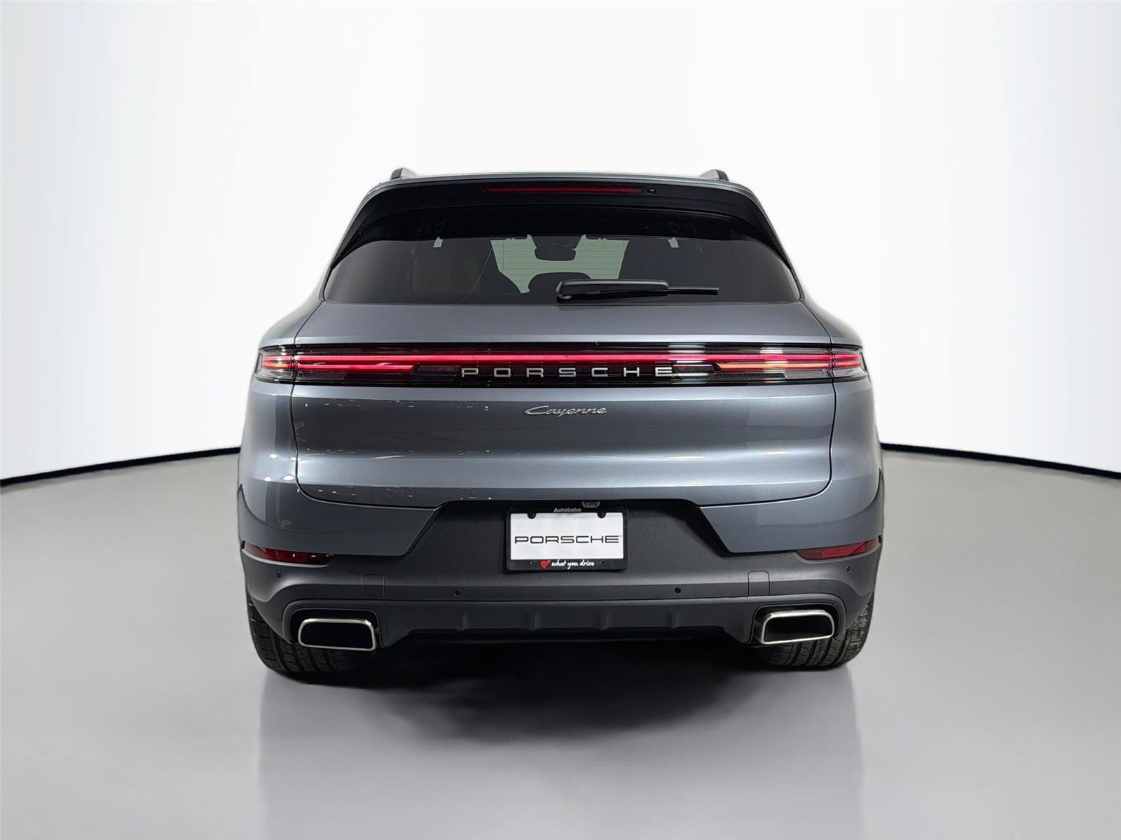 Certified 2026 Porsche Cayenne AWD/4WD image 6