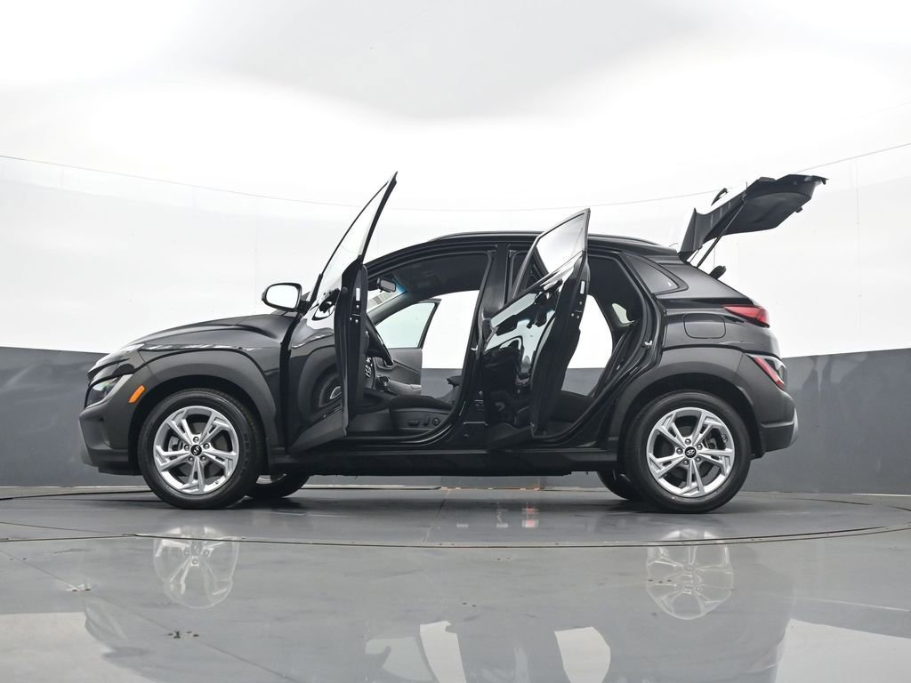 Certified 2023 Hyundai Kona SEL AWD/4WD image 34