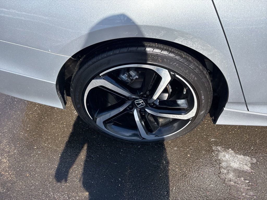 Used 2022 Honda Accord Sport image 34