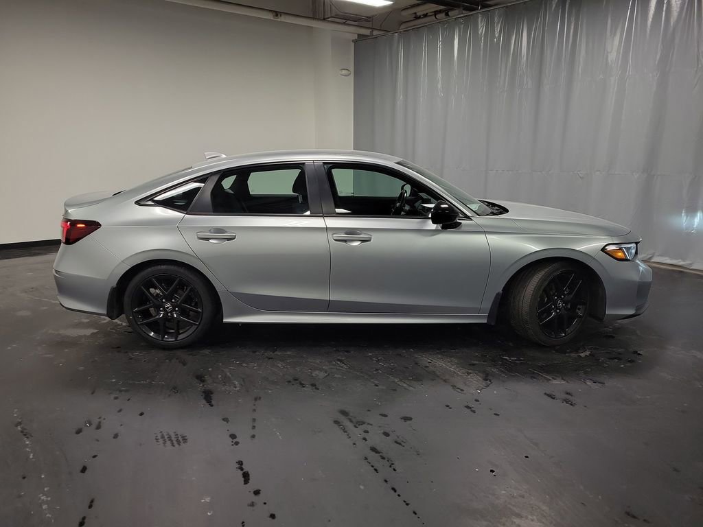 Used 2025 Honda Civic Sport image 9