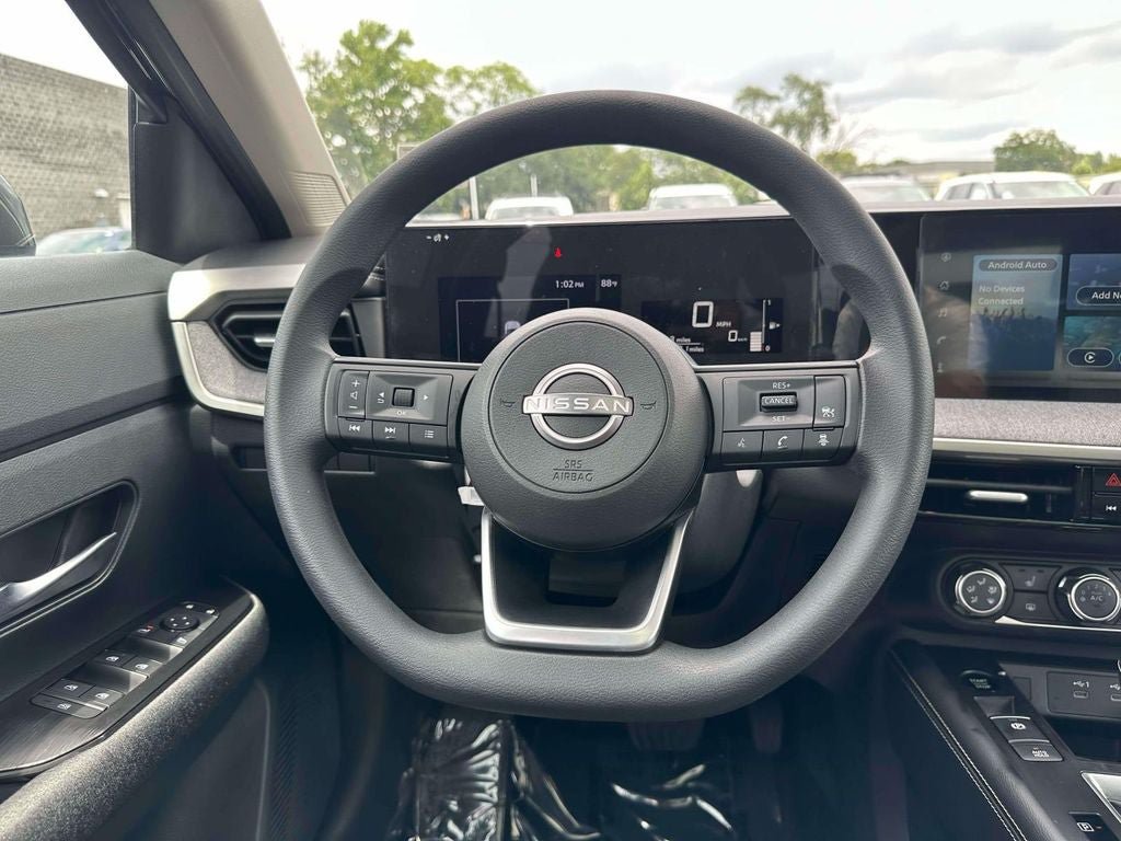 Used 2025 Nissan Kicks SV w/ SV Premium Package AWD/4WD image 12