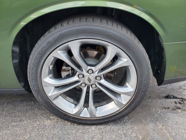 Used 2022 Dodge Challenger R/T w/ Shaker Package RWD image 27